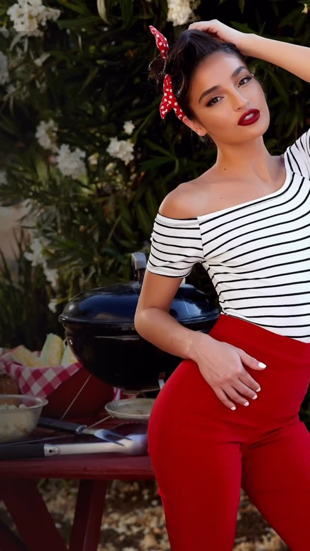 Industry star @emilywillisx3 has been awarded a $3 million settlement two years after a medical emergency at a Malibu rehab facility left…